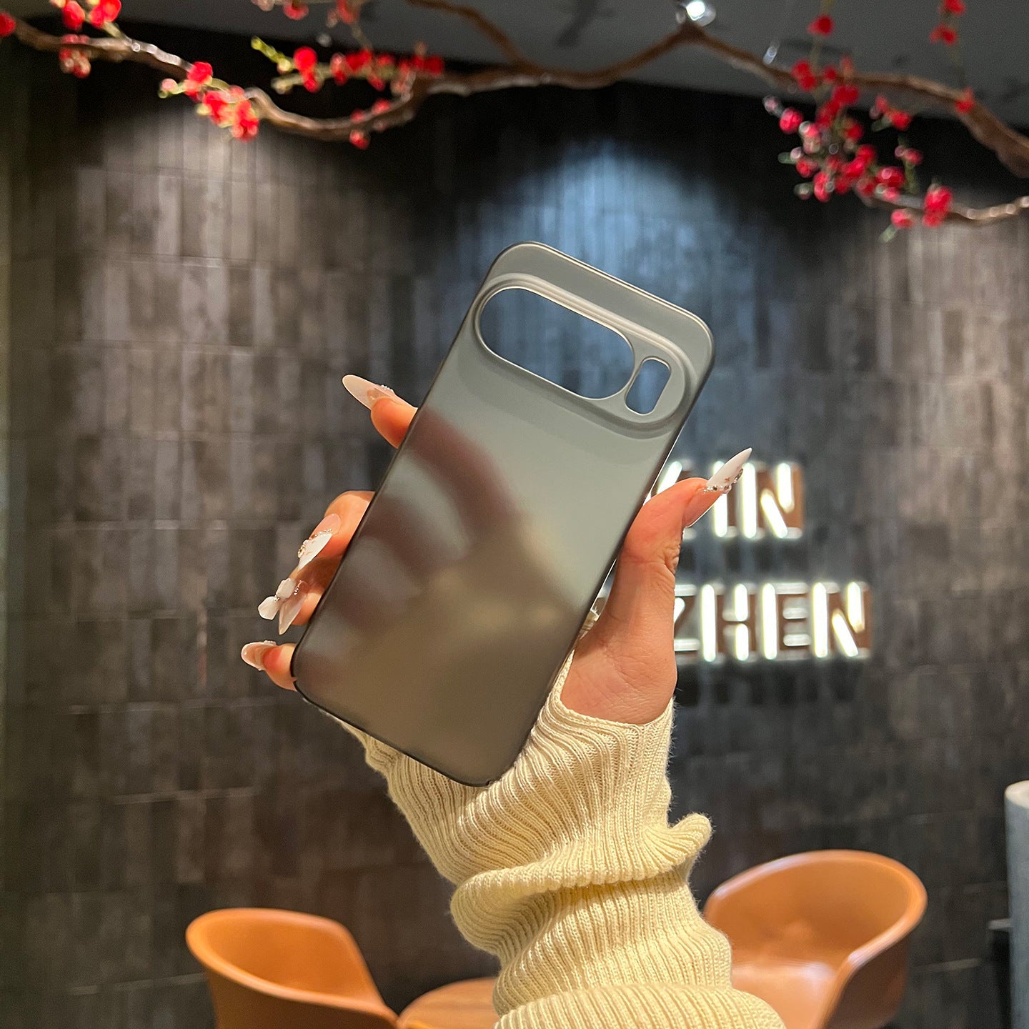 Magnetic phone case